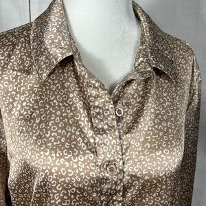 Japna Women’s Beige Cheetah Leopard Print Silk Button Up Blouse Size L